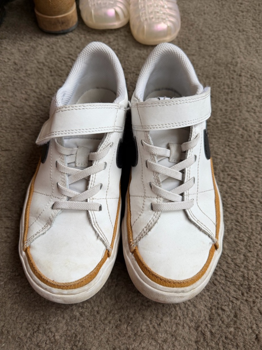 Kids Nike Sneakers - size 1y